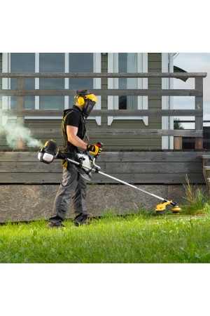 Триммер бензиновый DGT 430, 43 см3, 2.5 л. с, неразъемная штанга, состоит из 2 частей Denzel