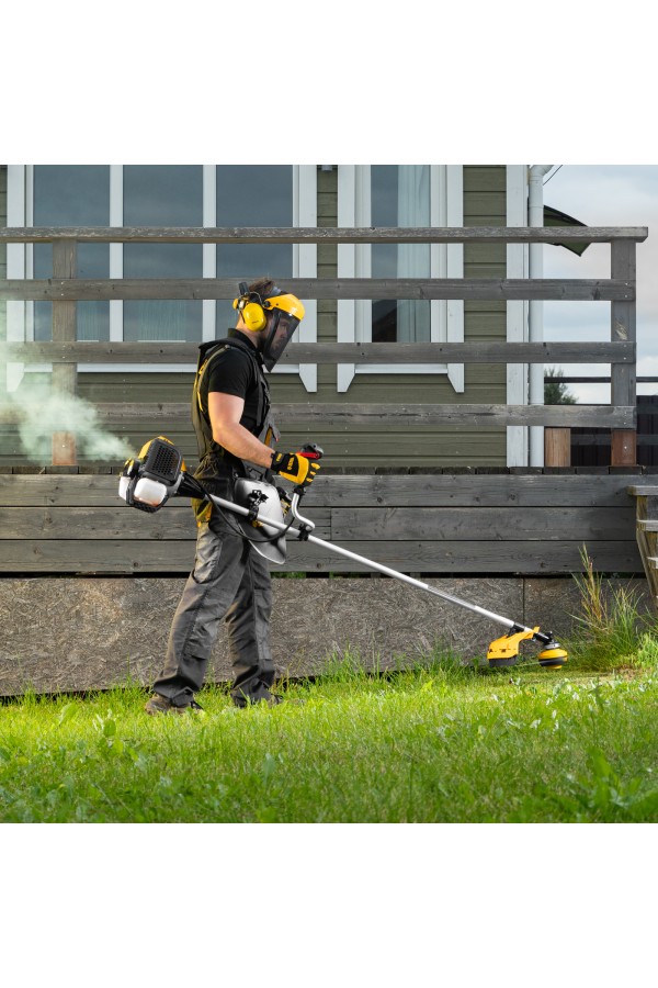 Триммер бензиновый DGT 430, 43 см3, 2.5 л. с, неразъемная штанга, состоит из 2 частей Denzel