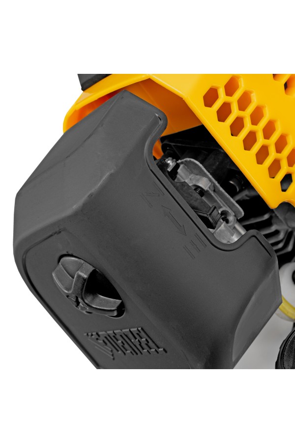 Триммер бензиновый DGT 430S, 43 см3, 2.5 л. с, разъемная штанга, состоит из 2 частей Denzel