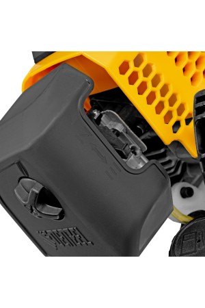 Триммер бензиновый DGT 520, 52 см3, 3 л. с, неразъемная штанга, состоит из 2 частей Denzel