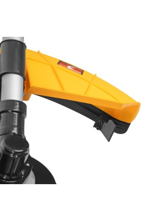 Триммер бензиновый DGT 520S, 52 см3, 3 л. с, разъемная штанга, состоит из 2 частей Denzel