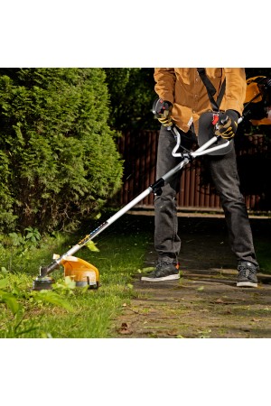 Триммер бензиновый DTL-43S, 43 см3, разъемная штанга, состоит из 2 частей Denzel