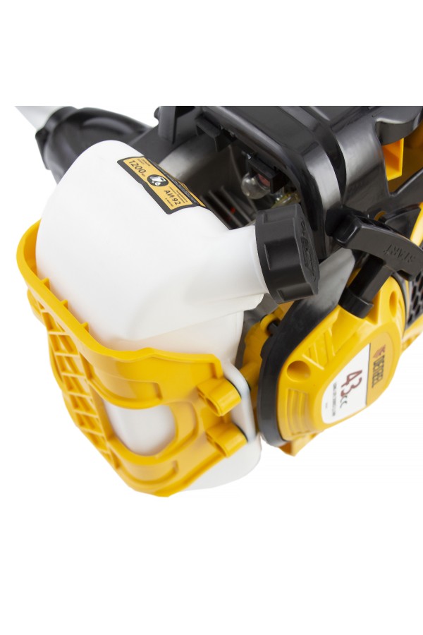 Триммер бензиновый DTL-43S, 43 см3, разъемная штанга, состоит из 2 частей Denzel