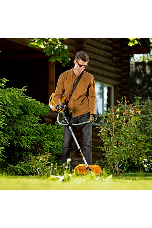 Триммер бензиновый DTL-52, 52 см3, неразъемная штанга, состоит из 2 частей Denzel