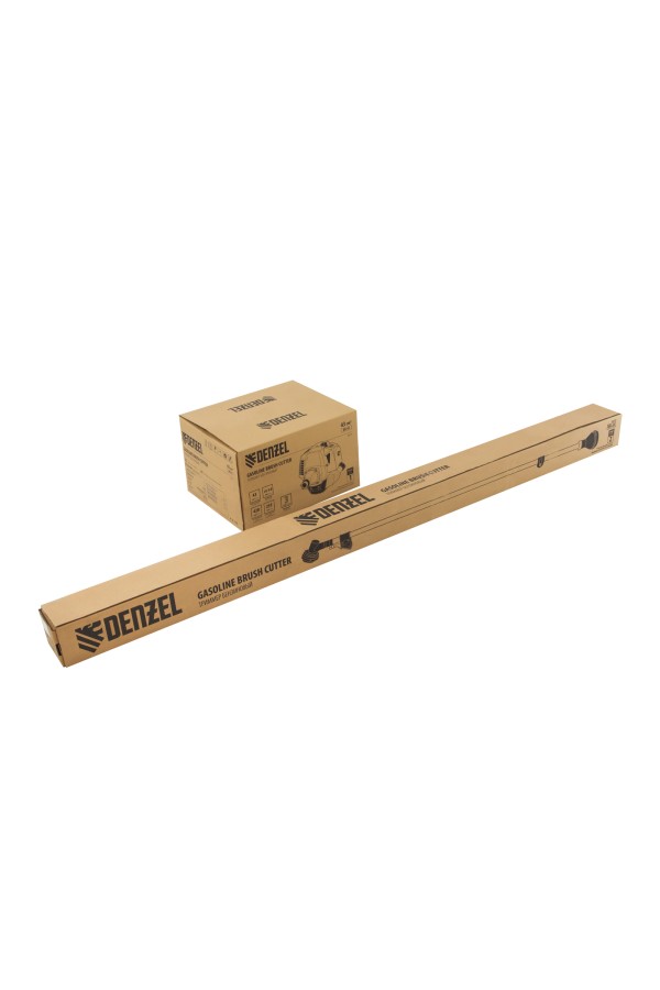 Триммер бензиновый DR-43, 43 см3, неразъемная штанга, состоит из 2 частей Denzel