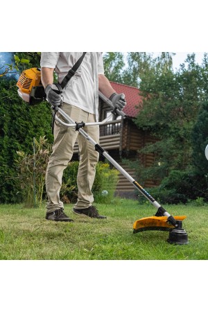 Триммер бензиновый DR-43S, 43 см3, разъемная штанга, состоит из 2 частей Denzel