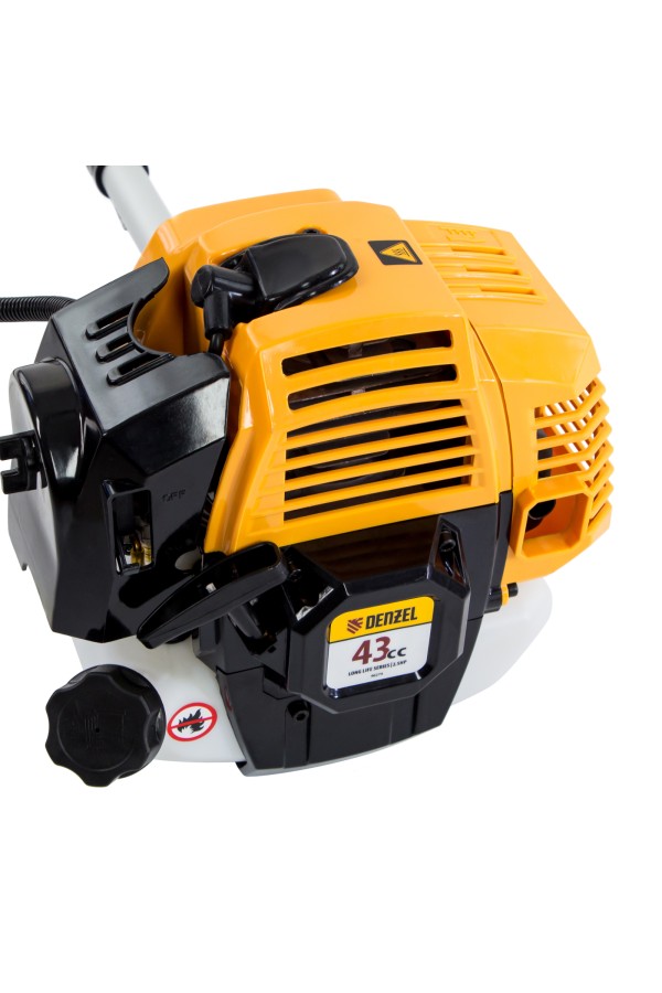 Триммер бензиновый DR-43S, 43 см3, разъемная штанга, состоит из 2 частей Denzel