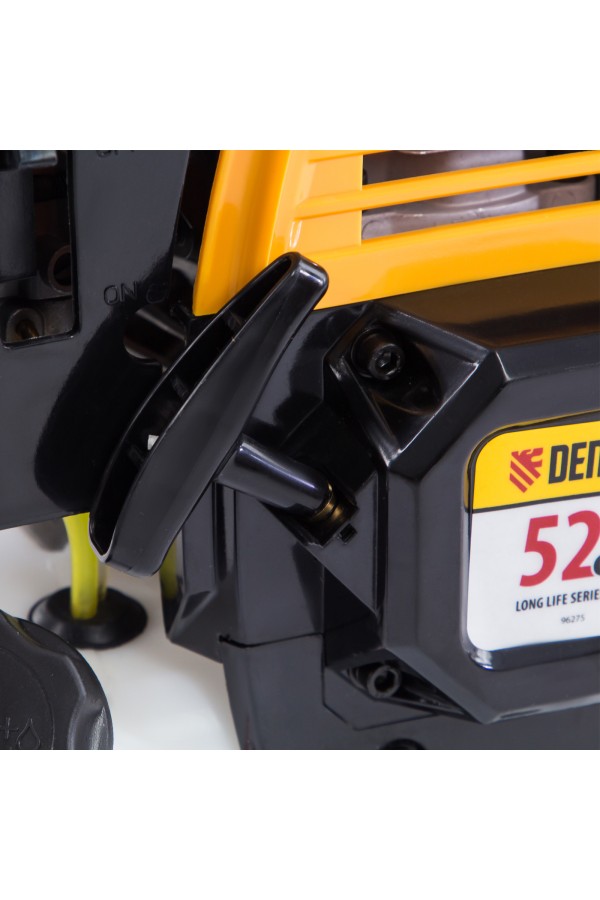 Триммер бензиновый DR-52, 52 см3, неразъемная штанга, состоит из 2 частей Denzel