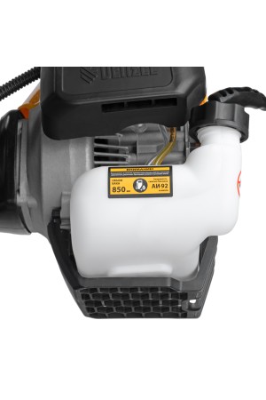 Триммер бензиновый DGT-43-PRO, анти-вибро, 43 см3, неразъем, состоит из 2 частей Denzel