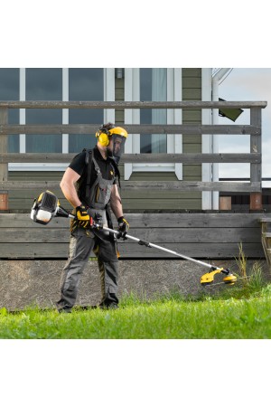 Триммер бензиновый мультифункциональный DGT-52S-MAX, 52 см3, разъёмная штанга Denzel