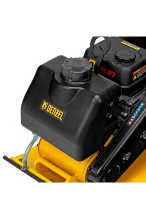 Виброплита бензиновая VC-30W, 30 кН, 60*45 см, 196 см3, бак для воды Denzel