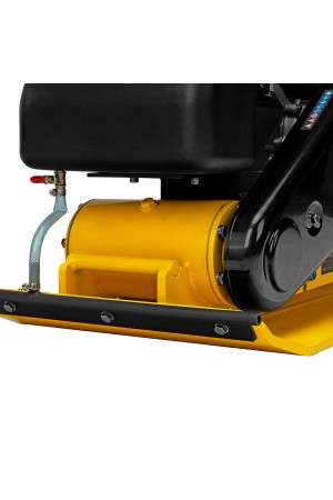 Виброплита бензиновая VC-30W, 30 кН, 60*45 см, 196 см3, бак для воды Denzel