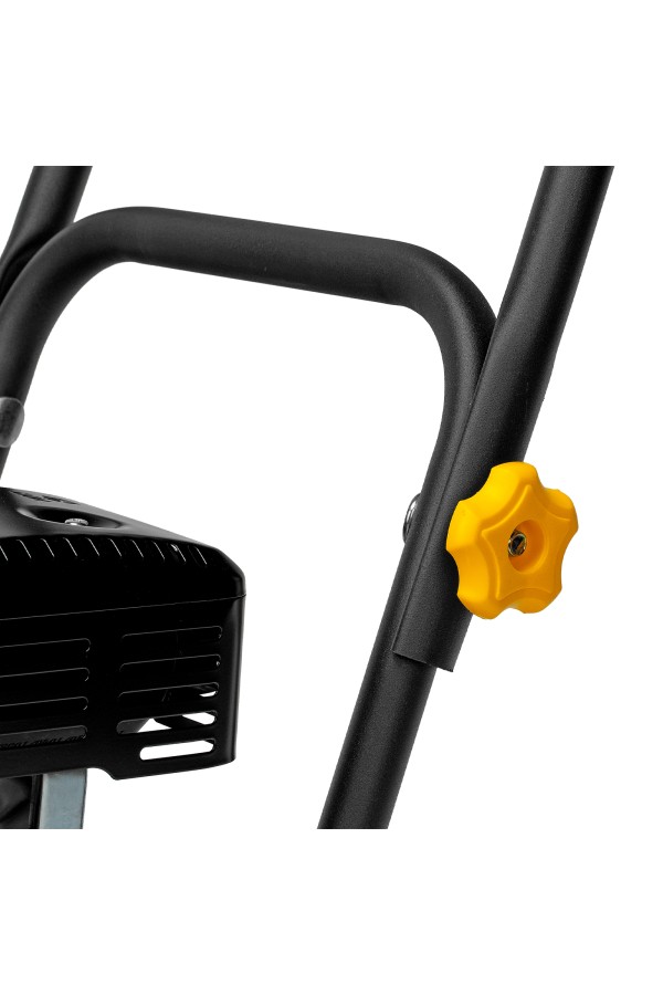 Виброплита бензиновая VC-30W, 30 кН, 60*45 см, 196 см3, бак для воды Denzel