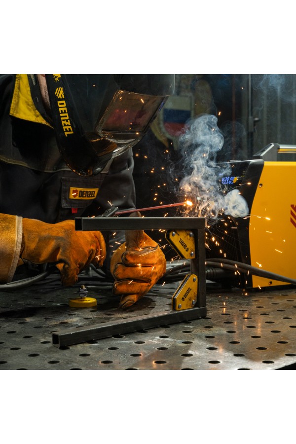 Набор из 2 магнитных сварочных фиксаторов и магнитной клеммы 