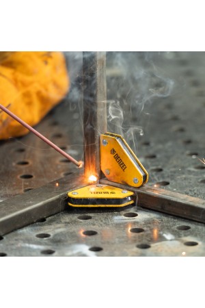 Набор из 2 магнитных сварочных фиксаторов и магнитной клеммы 