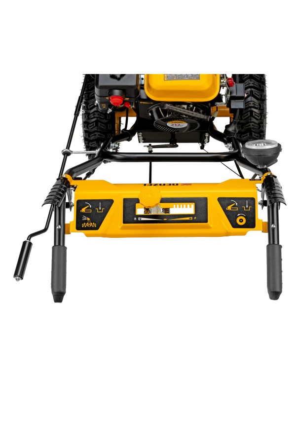 Бензиновая снегоуборочная машина SB 560 LP, 212 cc, электростартер, фара Denzel