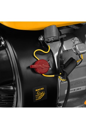Бензиновая снегоуборочная машина SBM 610, 212 cc, ручной старт, фара Denzel