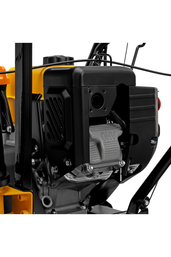 Бензиновая снегоуборочная машина SBM 610S PRO, 212 cc, электростартер, фара, обогрев Denzel